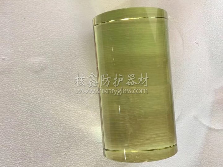 圆筒型铅玻璃